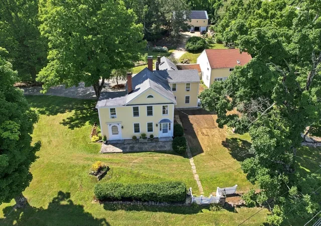 Photo 3 of Single family home for sale at 170 Brookfield Rd, Warren, MA 01010 | MLS# 73565170 | Listing updated on 2026-09-15