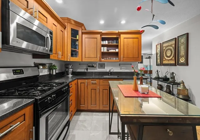 Homes for sale in Boston, MA | 65 East India Row #3G, Boston, MA 02110 | MLS# 73520238