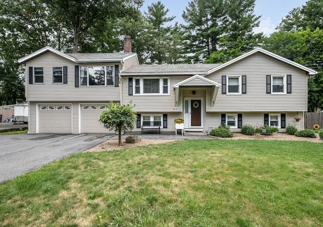 Photo 1 of Sale Pending at 10a North St, Wilmington, MA 01887 | MLS# 73557527 | Listing updated on 2026-08-26