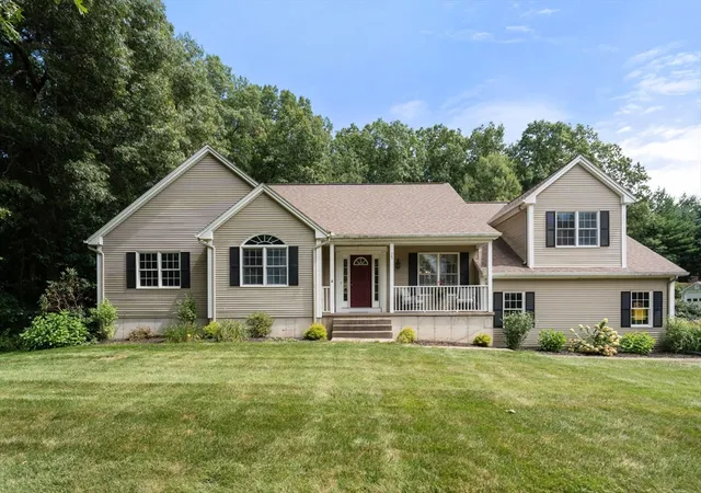 1st image of 75 Hillcrest Cir, Westfield, MA 01085 | MLS# 73569191