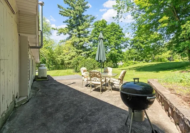 5th image of 136 Fairbanks St, West Boylston, MA 01583 | MLS# 73525786