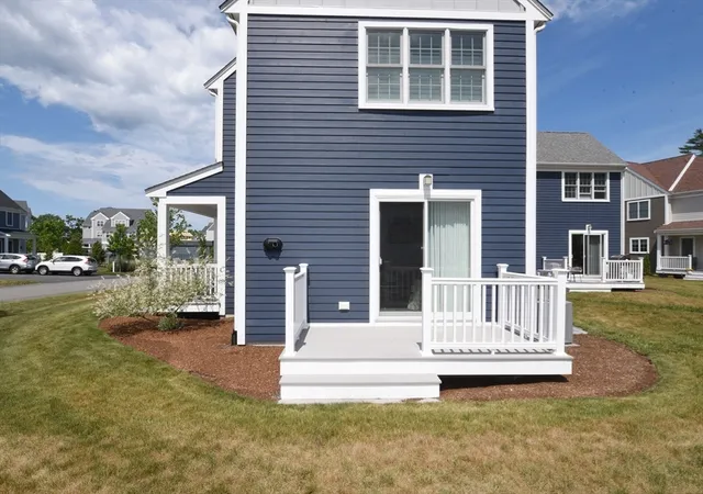 Listing Photo 5 - Condo for sale in building located at 66 Drum Dr, Plymouth, MA 02360 - Unit #66
