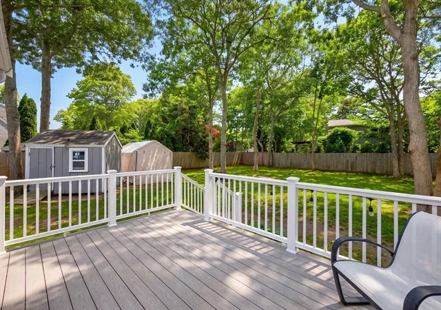Homes for sale in Barnstable, MA | 545 Lincoln Rd Ext, Barnstable, MA 02601 | MLS# 73544238