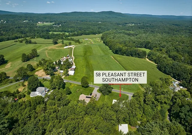 42nd image of 58 Pleasant St, Southampton, MA 01073 | MLS# 73563110