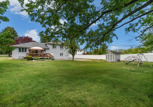 Homes for sale in Somerset, MA | 394 Lees River Ave, Somerset, MA 02725 | MLS# 73527391