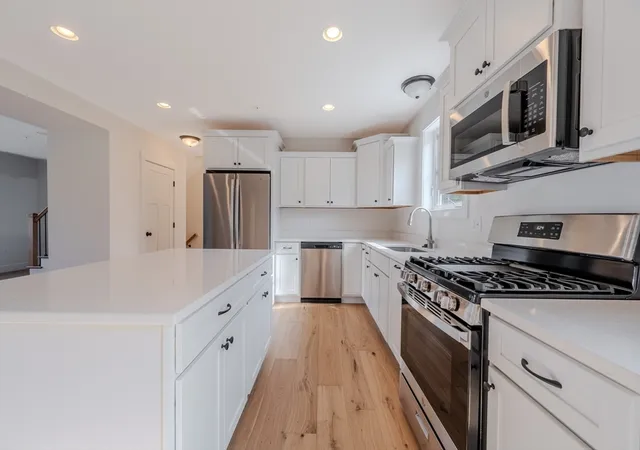 Photo 3 of Condo for sale at 112 Genest St #18, Dracut, MA 01826 | MLS# 73552334 | Listing updated on 2026-09-08