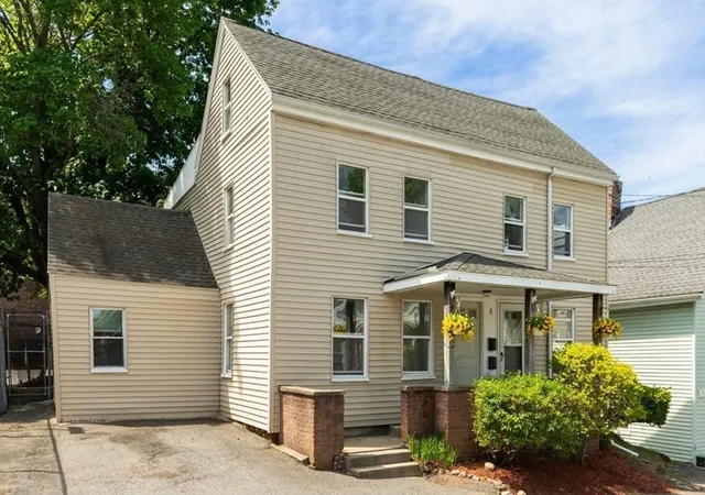 Homes for sale in Stoneham, MA | 6 Minot St, Stoneham, MA 02180 | MLS# 73524275