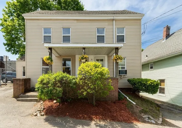 Homes for sale in Stoneham, MA | 6 Minot St, Stoneham, MA 02180 | MLS# 73524275