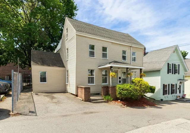 Homes for sale in Stoneham, MA | 6 Minot St, Stoneham, MA 02180 | MLS# 73524275