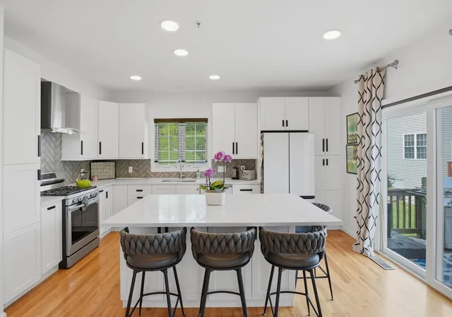 Photo 3 of Condo for sale at 17 Tulip Cir #17, South Grafton, MA 01560 | MLS# 73556617 | Listing updated on 2026-08-14