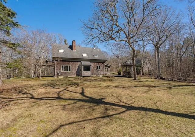 3rd image of 24 Beetle Swamp Rd, Edgartown, MA 02539 | MLS# 73511131