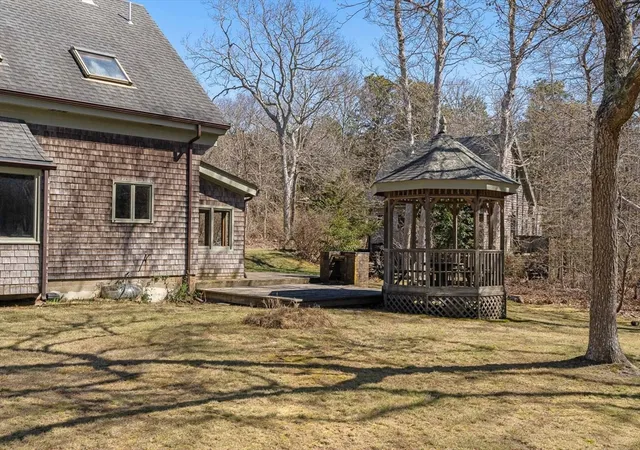 4th image of 24 Beetle Swamp Rd, Edgartown, MA 02539 | MLS# 73511131