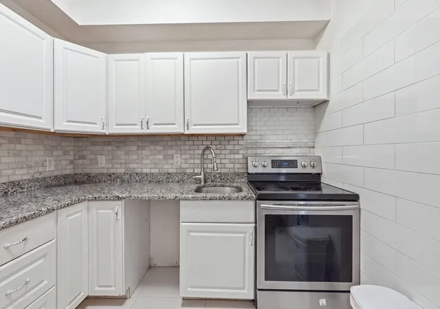 Listing Photo 5 - Condo for sale in building located at 38 Carter St, Everett, MA 02149 - Unit #107