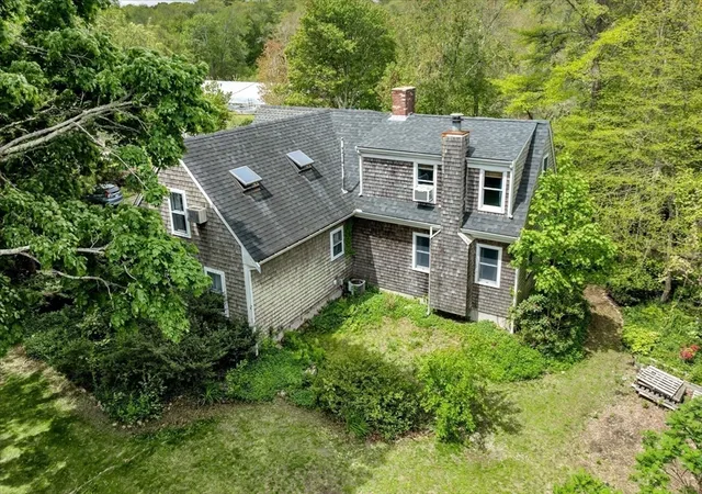 Photo 3 of Single family home for sale at 2231 Meetinghouse Way, Barnstable, MA 02668 | MLS# 73525906 | Listing updated on 2026-09-26