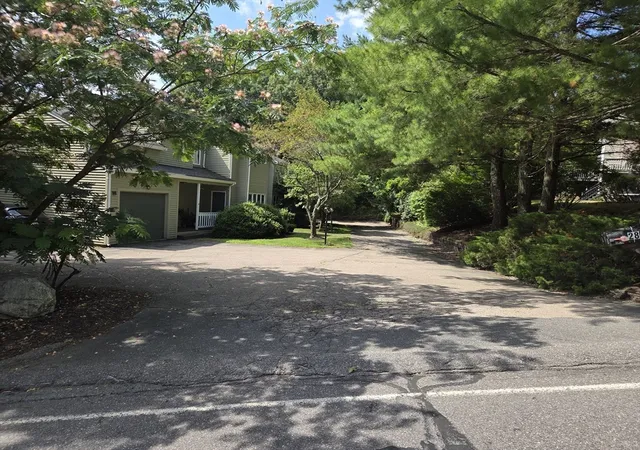 3rd image of 28 Pemberton St, Walpole, MA 02081
