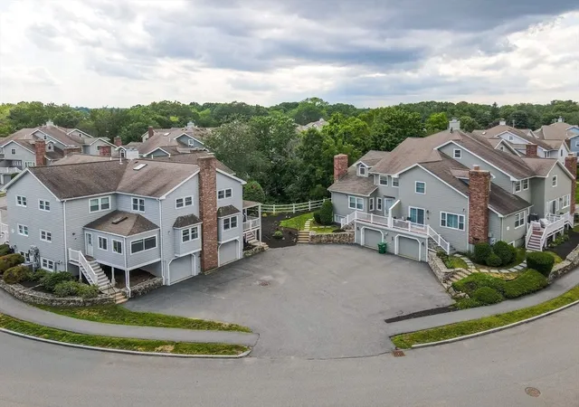 4th image of 7 Carnation Cir #D, Reading, MA 01867 | MLS# 73554097