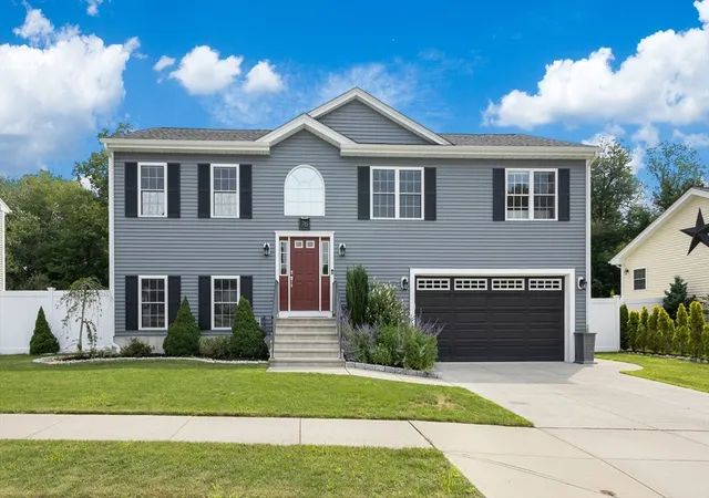 1st image of 76 Seth Daniel Dr, New Bedford, MA 02745 | MLS# 73557340