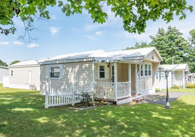 Photo 3 of Manufactured home for sale at 281 Chauncey Walker St #153, Belchertown, MA 01007 | MLS# 73565931 | Listing updated on 2026-09-14