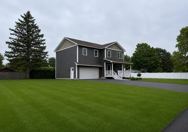 Homes for sale in Westfield, MA | 8 Emerald Avenue, Westfield, MA 01085 | MLS# 73526343