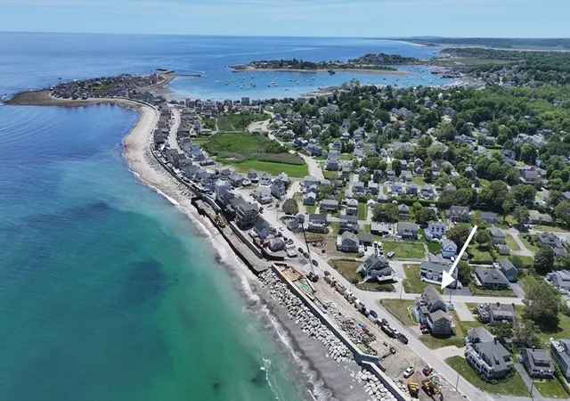 2nd image of 33 Oceanside Dr, Scituate, MA 02066 | MLS# 73534155