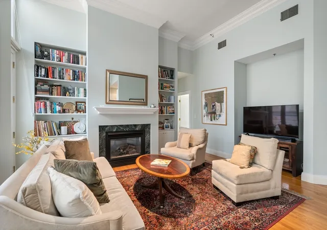 Listing Photo 4 - Condo for sale in building located at 20 Tileston St, Everett, MA 02113 - Unit #1A