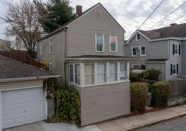 2nd image of 89 Oak Street, Fall River, MA 02720 | MLS# 73515988