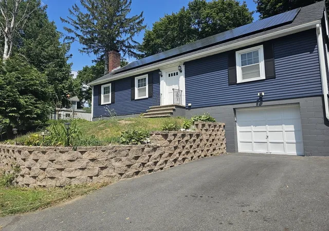 2nd image of 85 Lexington Ave, Lowell, MA 01854 | MLS# 73555259