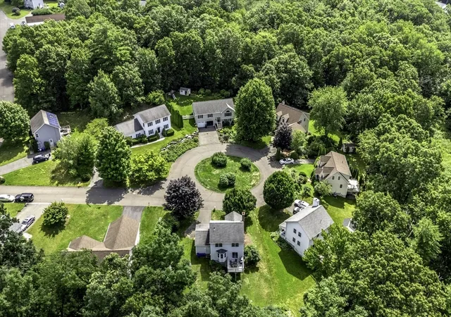 2nd image of 8 Cobb Ln, Belchertown, MA 01007 | MLS# 73561424