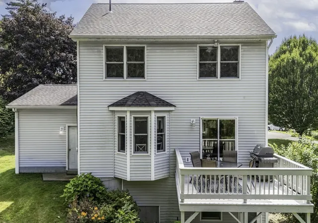 5th image of 8 Cobb Ln, Belchertown, MA 01007 | MLS# 73561424