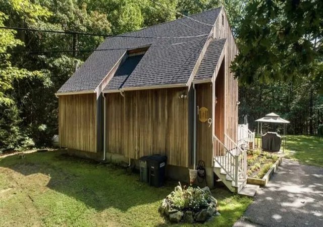 2nd image of 19 Jade, Derry, NH 03038 | MLS# 73568379