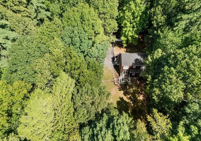 Photo 4 of Single family home for sale at 19 Jade, Derry, NH 03038 | MLS# 73568379 | Listing updated on 2026-08-30