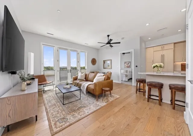 Homes for sale in Hingham, MA | 10 Shipyard Dr #314, Hingham, MA 02043 | MLS# 73537244