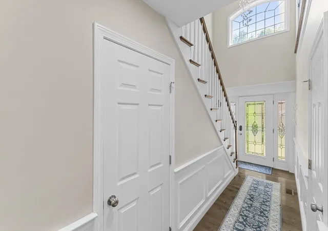 5th image of 6 Childs St #1, Shrewsbury, MA 01545 | MLS# 73534876