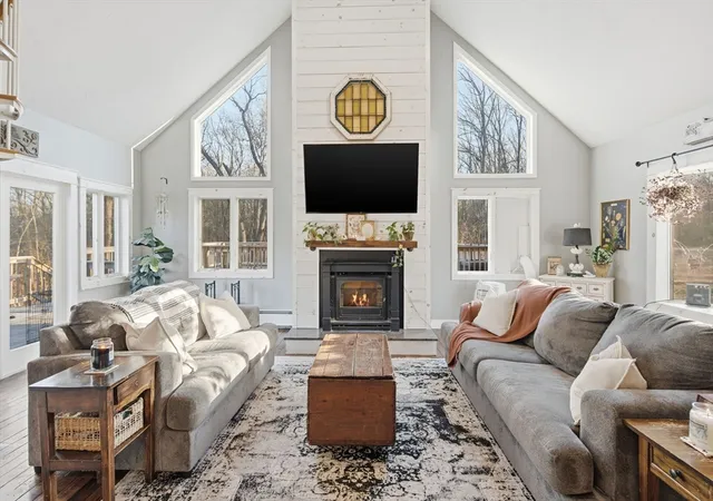 Photo 1 of Duplex at 97 Angell Rd, Cumberland, RI 02864 | MLS# 73470068 | | Sold on 2026-08-14