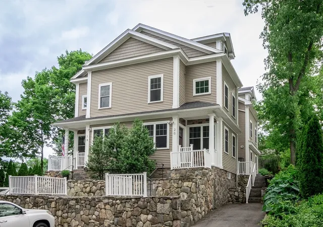 2nd image of 20 Sherman St, Needham Heights, MA 02494 | MLS# 73537556