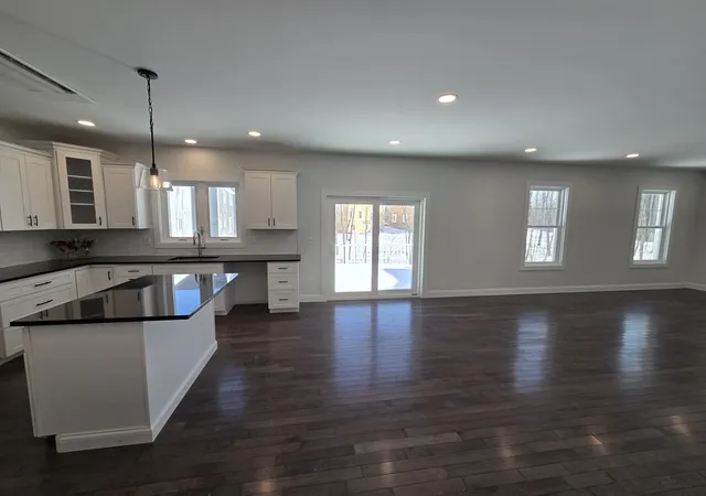 5th image of 3 Cricket Lane #3, Newbury, MA 01922 | MLS# 73552890