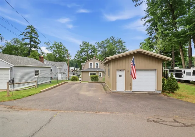 Homes for sale in Enfield, CT | 36 Wheeler Dr, Enfield, CT 06082 | MLS# 73543454