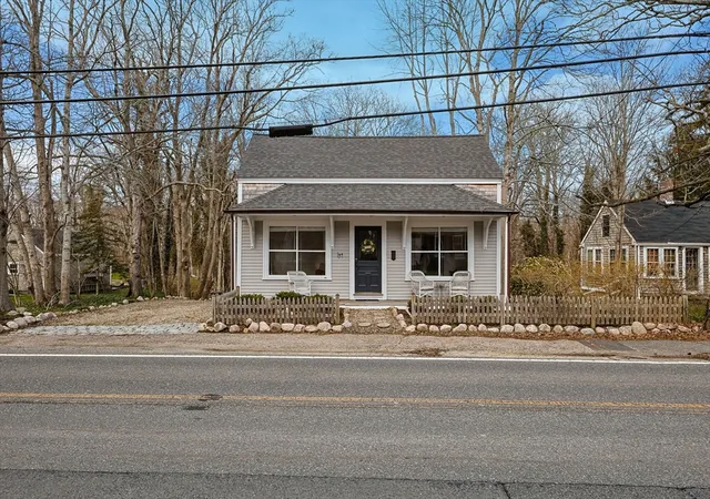 Homes for sale in Yarmouth, MA | 194 Route 6a, Yarmouth, MA 02675 | MLS# 73497959