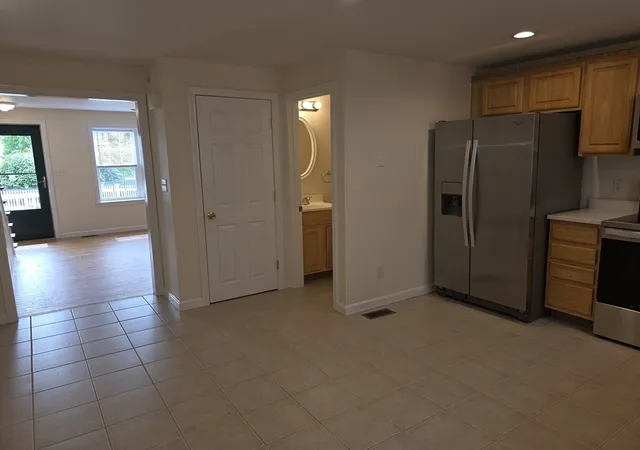 1st image of 956 Warren Ave #5, Brockton, MA 02301 | MLS# 73531260