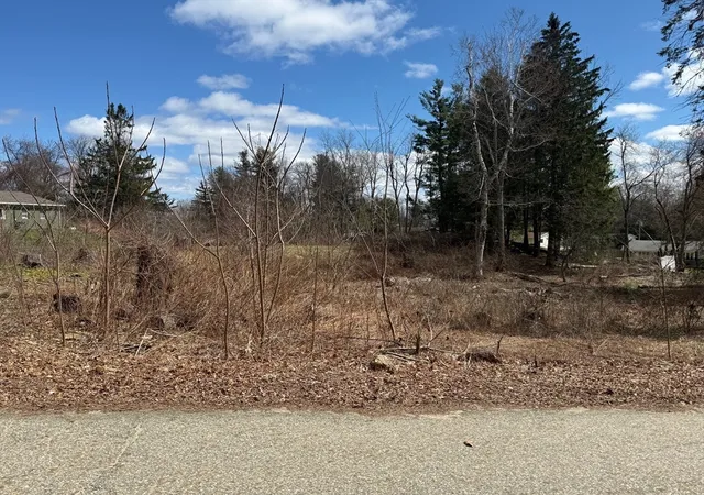 3rd image of 11 Walbridge Road, Paxton, MA 01612 | MLS# 73557369