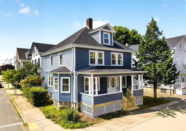 40th image of 124 Mill St, New Bedford, MA 02740 | MLS# 73555504