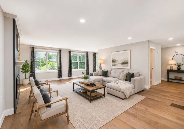 2nd image of 13 James Coffin Way #13, Middleton, MA 01949 | MLS# 73533177