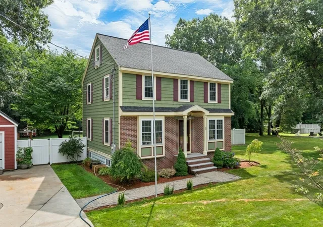 Photo 2 of Single family home for sale at 3 Forest St, Wilmington, MA 01887 | MLS# 73553531 | Listing updated on 2026-09-08