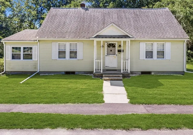 Photo 1 of Sale Pending at 26 S Park Ter, Northampton, MA 01060 | MLS# 73559560 | Listing updated on 2026-09-23