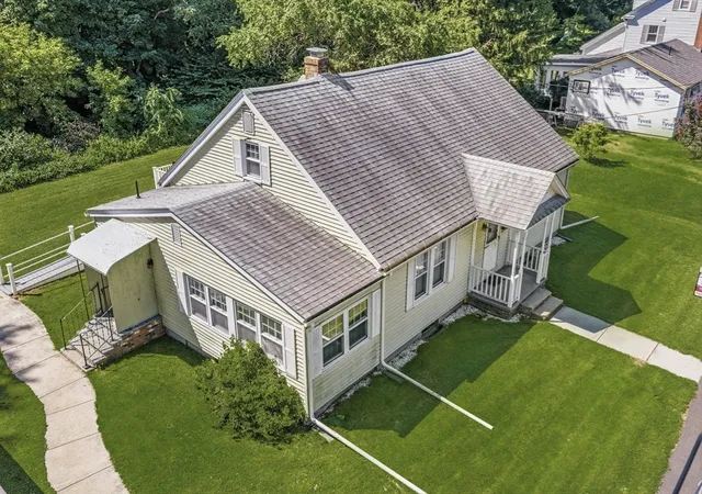 Photo 4 of Sale Pending at 26 S Park Ter, Northampton, MA 01060 | MLS# 73559560 | Listing updated on 2026-09-23