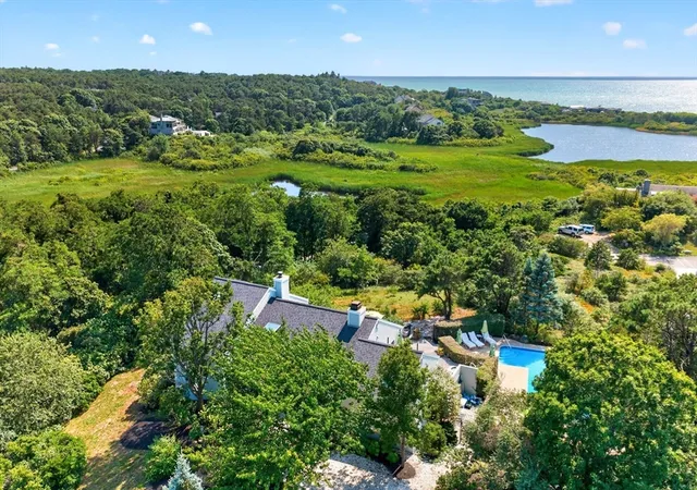 2nd image of 20 Cormorant Rd, Truro, MA 02666 | MLS# 73567790