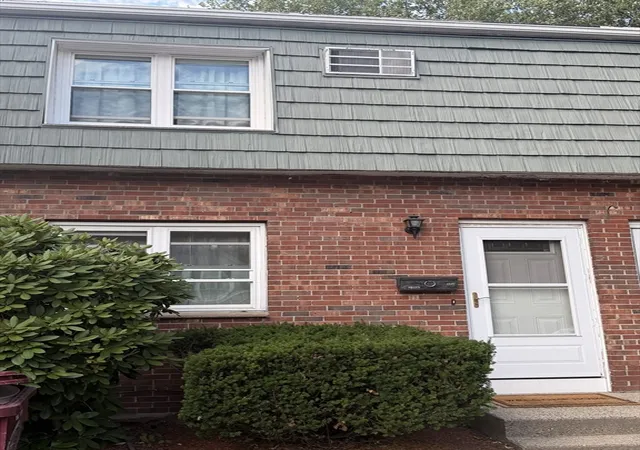 Homes for sale in Lowell, MA | 352 Plain St #352, Lowell, MA 01852 | MLS# 73539069