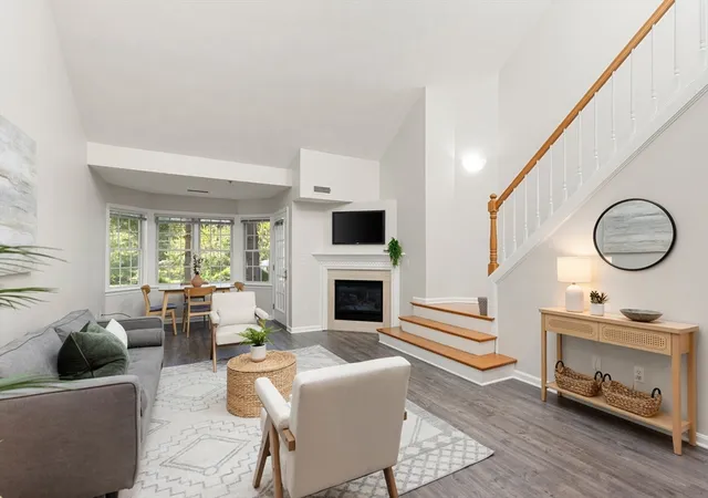 4th image of 661 Lowell St #14, Lexington, MA 02420 | MLS# 73559808