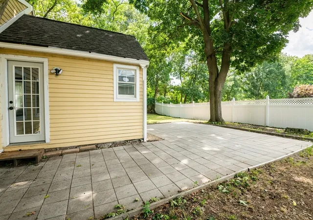 Photo 4 of Sale Pending at 22-R Andover St, Peabody, MA 01960 | MLS# 73568798 | Listing updated on 2026-09-16