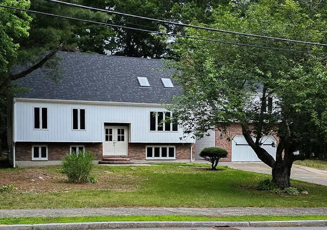 3rd image of 41 Kenneth St, West Bridgewater, MA 02379 | MLS# 73537996